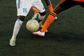 FIFA推世界杯扩军，欧亚足联双双反对！96个足协集体抵制因凡蒂诺（配图示意）